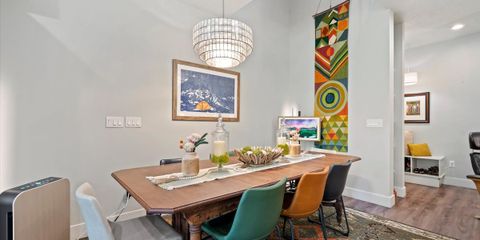 08-008_Dining Area.jpg