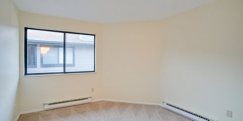 Upstairs Bedroom 1.jpg