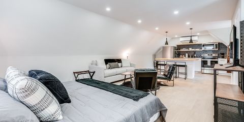 12 Horne Unit B 2-8.jpg