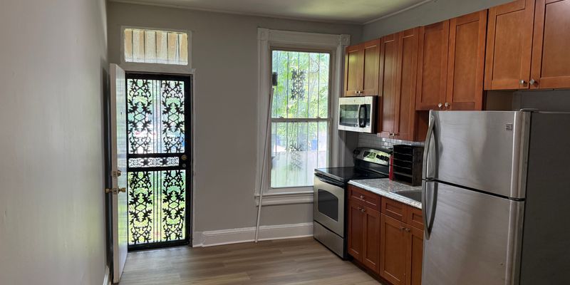 Baltimore Apartment: 2503 N Calvert St