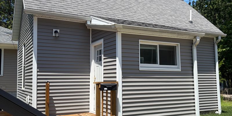 St. Joseph House: 1025 Morrison Ave