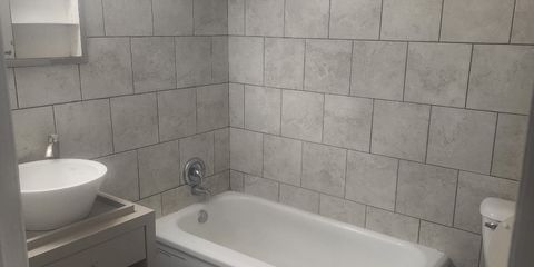 Bathroom 13.png