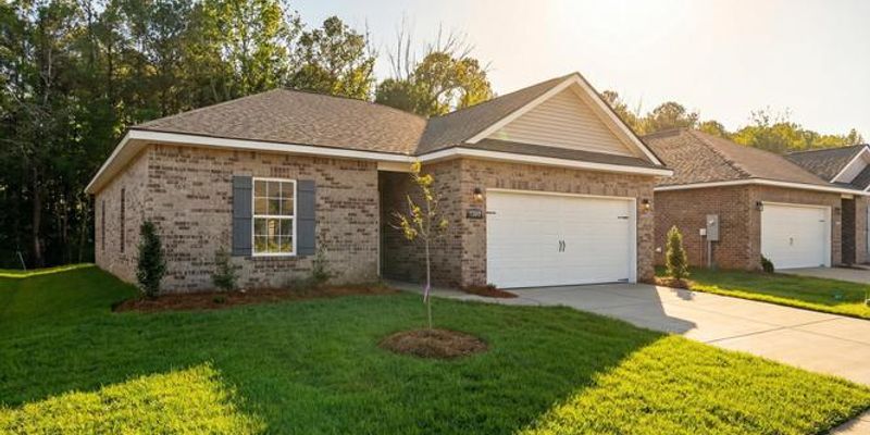 Huntsville House: 3725 Jaguar Wy NW