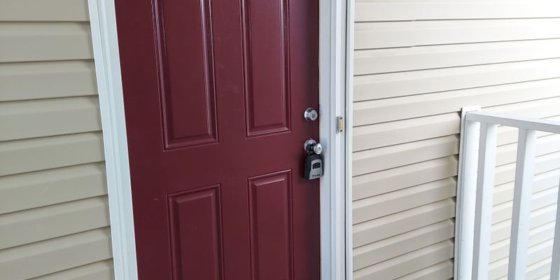 Greensboro House: 5619 Hornaday Rd apt J