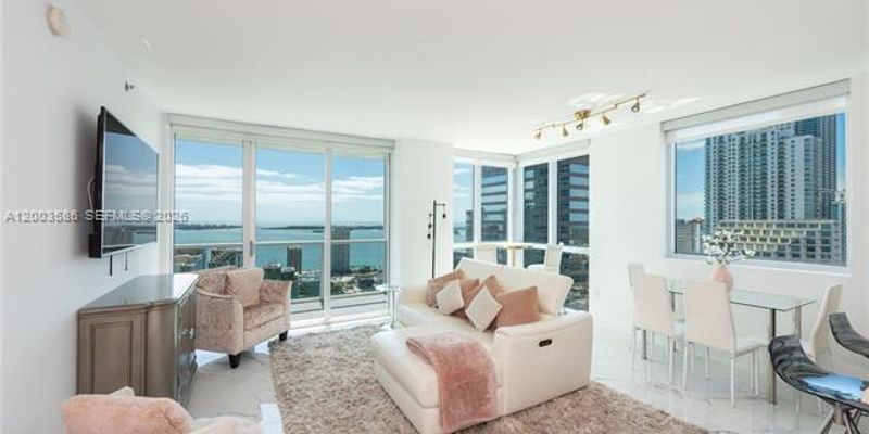 Miami Condo: 500 Brickell Ave