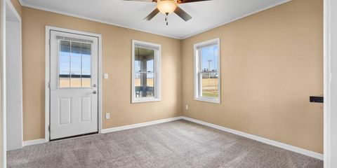 04-112 3037 Swan Lake Rd NE.jpg