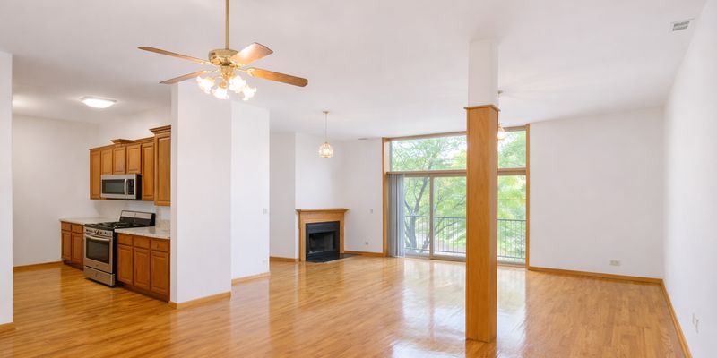Chicago Apartment: 2375 W Montana St