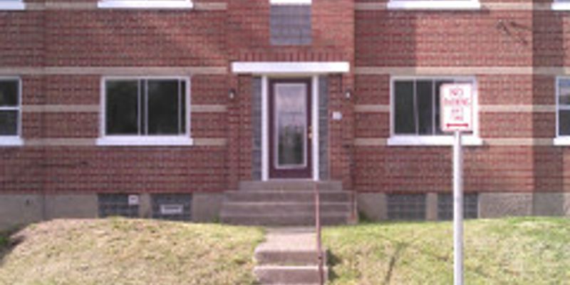 Cincinnati Apartment: 4431 Reading Lane