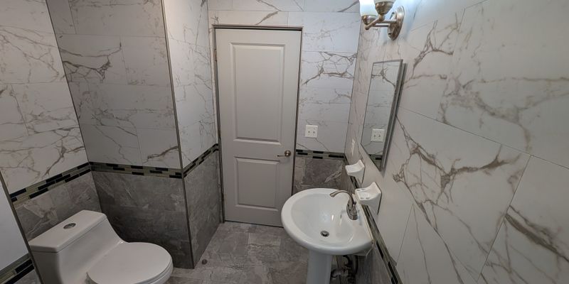 Hartford House: 16 Groton St