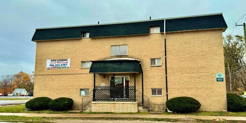 Detroit Apartment: 24651 W McNichols Rd