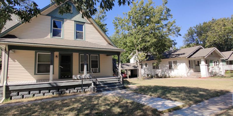 Wichita Apartment: 909 N Porter Ave
