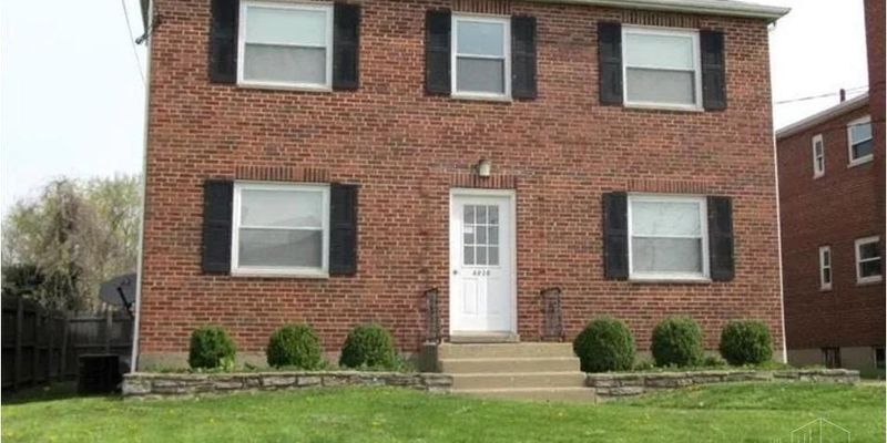 Cheviot Apartment: 4036 Homelawn Ave