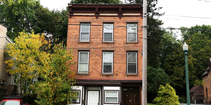 Troy Apartment: 539 Congress St