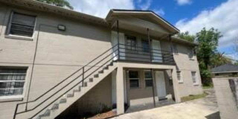 Jacksonville Apartment: 1277 W 27th St