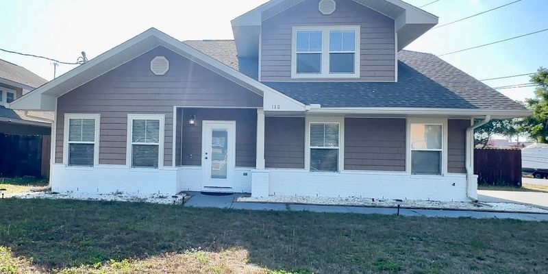 Fort Walton Beach House: 118 Jonquil Ave NW
