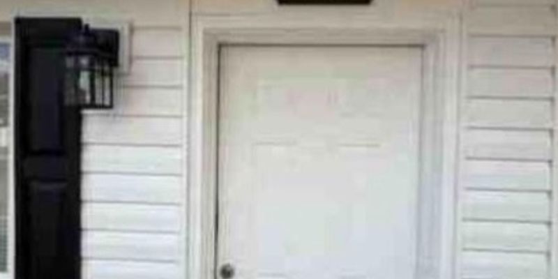 Fayetteville Apartment: 117 N Helen St