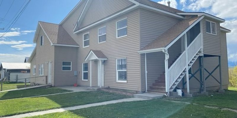 Big Timber Apartment: W Yellowstone Ave