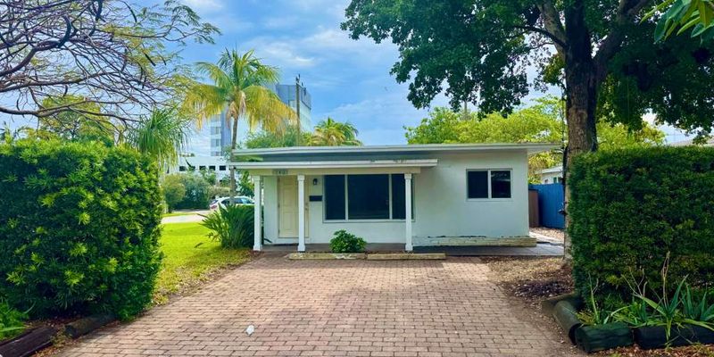 Pompano Beach House: 140 NE 19th Ave
