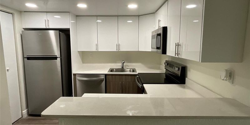 North Miami Beach Apartment: 19455 NE 10th Ave