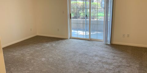 Livingroom.jpg
