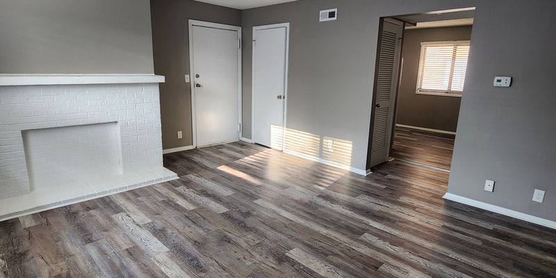 Lincoln Apartment: 4130 Baldwin Ave