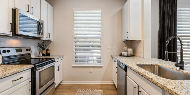 Spring Apartment: 9396 Woodlands Pkwy