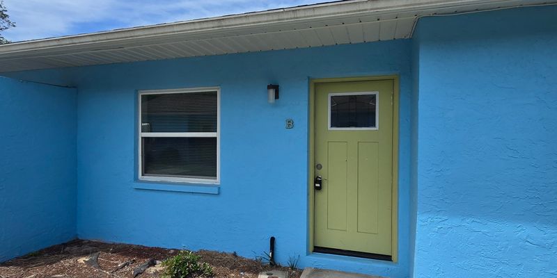 Crystal River Apartment: 773 NE 9th St