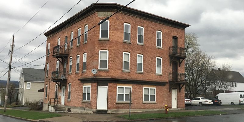 Utica Apartment: 323 Saint Anthony Street
