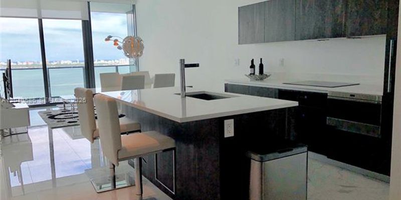 Miami Condo: 480 NE 31st St