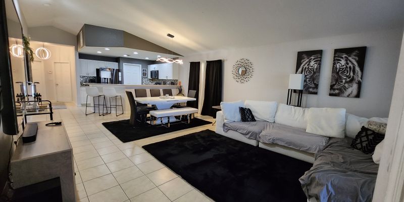 Estero House: 19639 Villa Rosa Loop