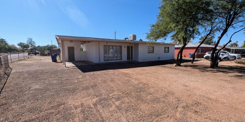 Tucson House: 5034 E 17th St