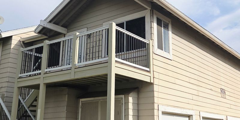 Lake Elsinore House: 713 Walnut Dr #17