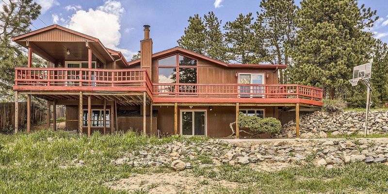 Evergreen House: 3959 Ponderosa Ln