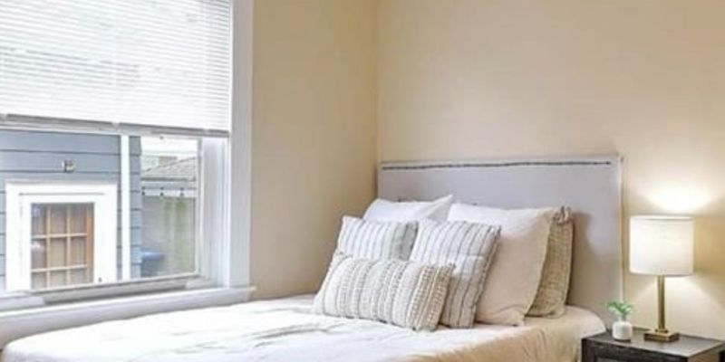 Providence Single Room: 171 New York Ave