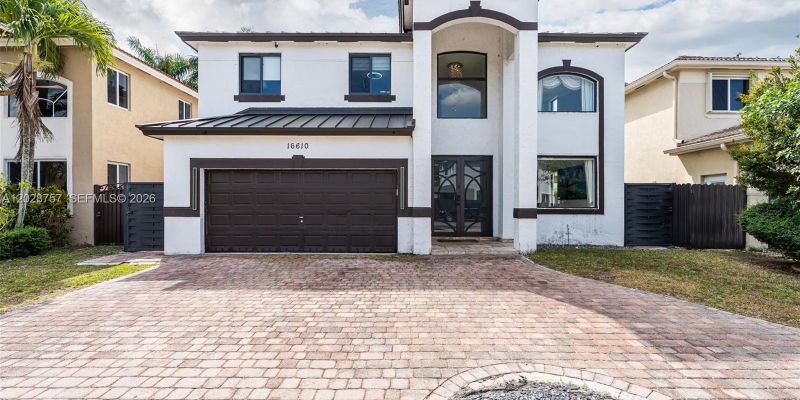 Miami House: 16618 SW 57th Ln