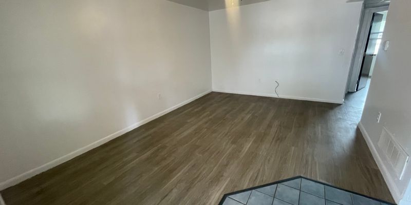 Lakeland Apartment: 310 Plum Street