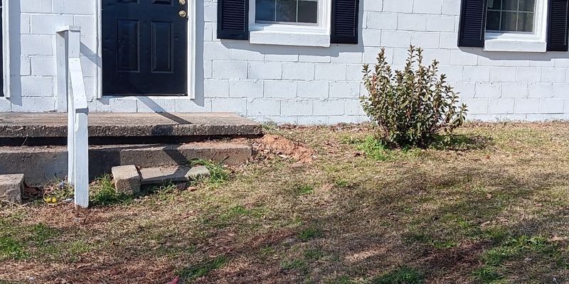 Orangeburg House: 375 Jennings Ct SE