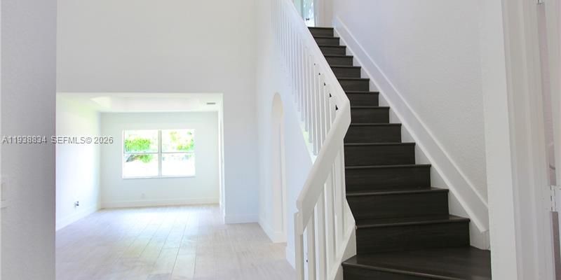 Pembroke Pines House: 239 NW 107th Ave