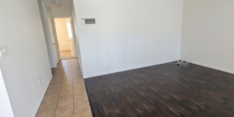 El Cajon Apartment: 1054 S Magnolia Ave