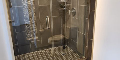 Primary bedroom walk in shower .jpg