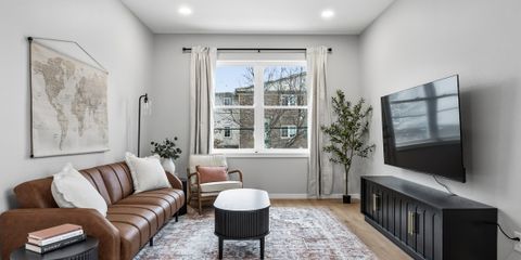 918_7th_St_SE (44 of 62).jpg
