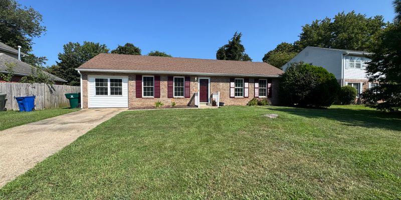 Newport News House: 78 Bonita Dr
