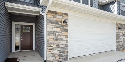 02-104_2242 Eversull Ln.jpg