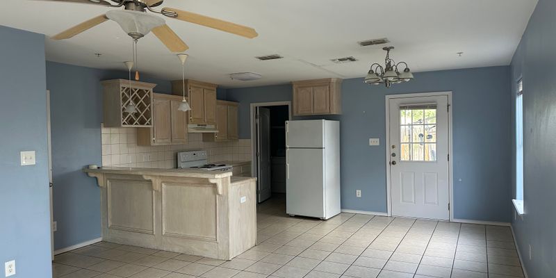 Pharr Townhome: 1503 W Kiwi
