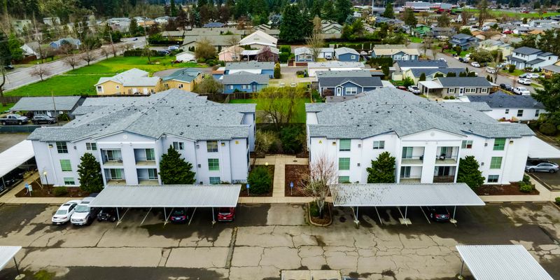 Springfield Apartment: 6505 A St