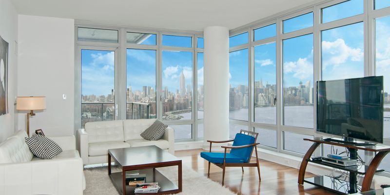 Brooklyn Apartment: 2 Northside Piers