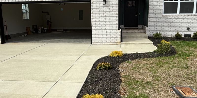 Clarksville House: 281 Bluebell Dr