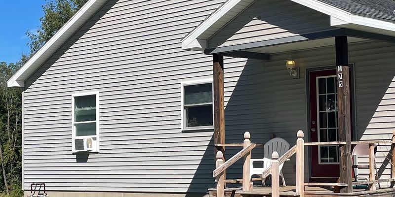 Ithaca Apartment: 175 Kendall Ave