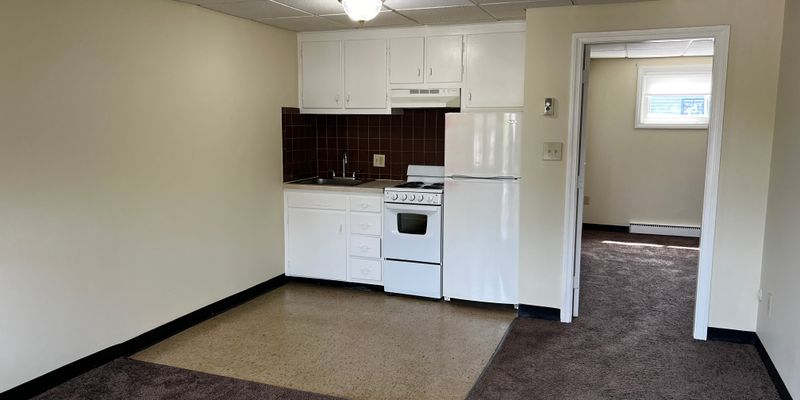 Andover Apartment: 20 Post Office Ave