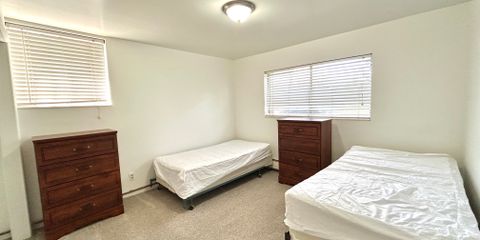 Pinnacle Unit C 8 Bed 1.2.JPG